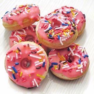 Ok, last donut post, I promise (well, last one FOR NOW)! This is a #TBT to the first time I made mini donuts, and of course, I had to pay tribute to a certain donut-loving cartoon character!